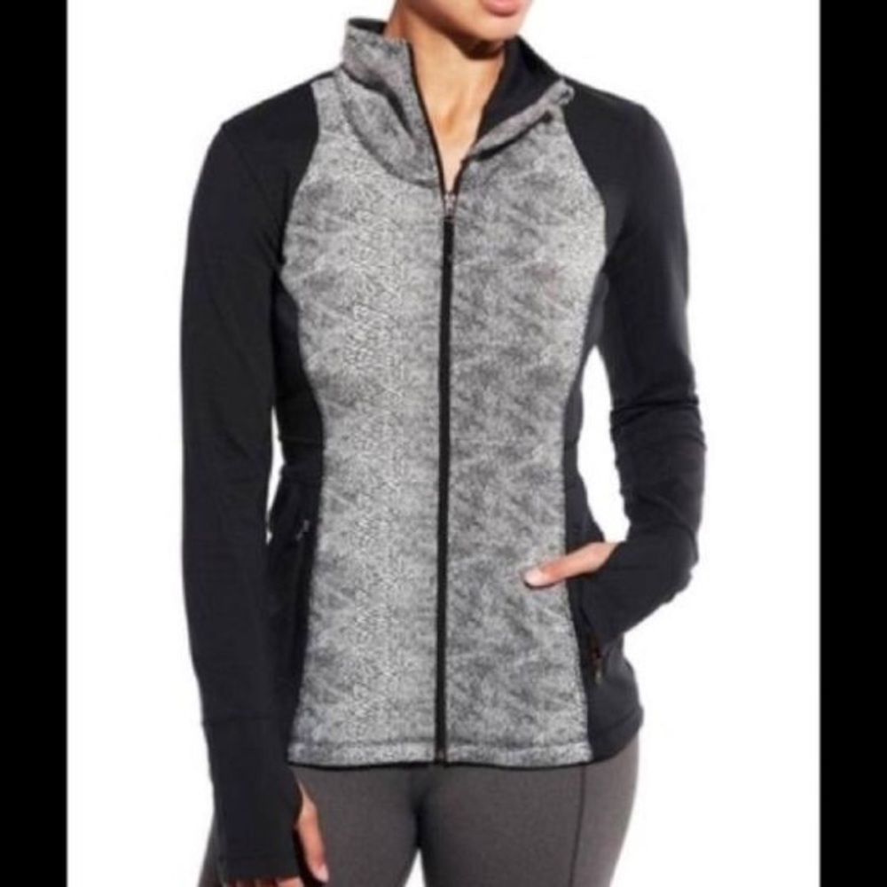 Lovely CALIA black and white full zip jacket